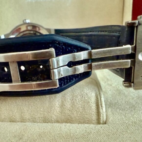 Ferragamo Men's F-80 Watch Classic Blue Leather Strap Blue Dial 42mm & Watch Box - Picture 6 of 13